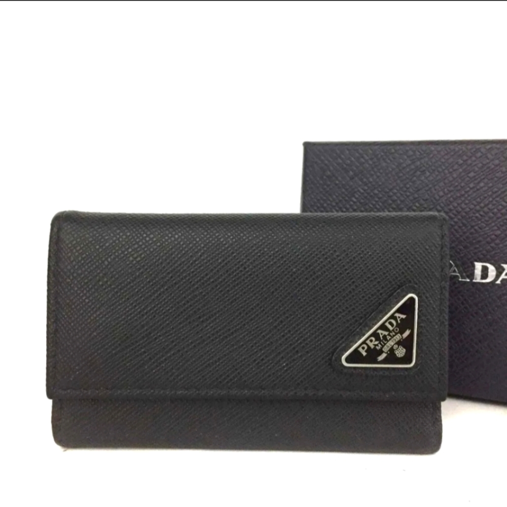 PRADA Logo Plate Saffiano Leather 6 Ring Key Case NWOT
